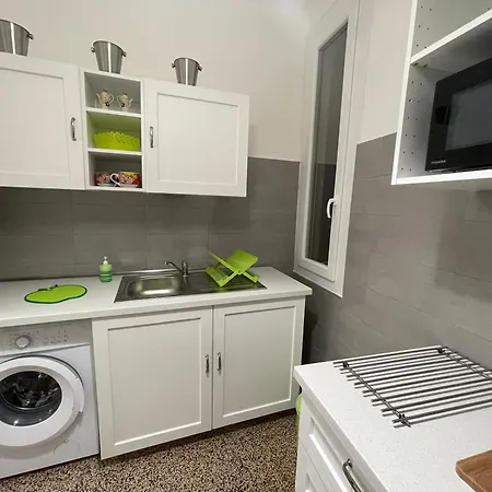 Apartment Lovenest - Old Town - Price Near The Aquarium Genoa