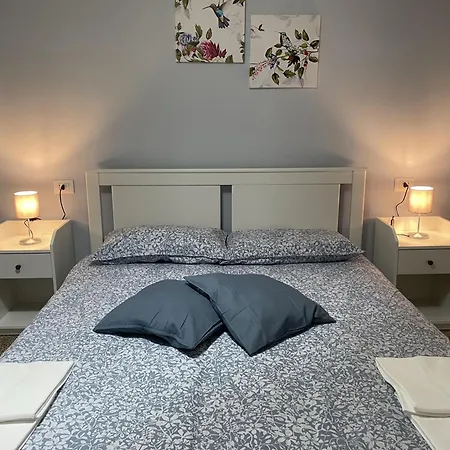Apartment Lovenest - Old Town - Price Near The Aquarium