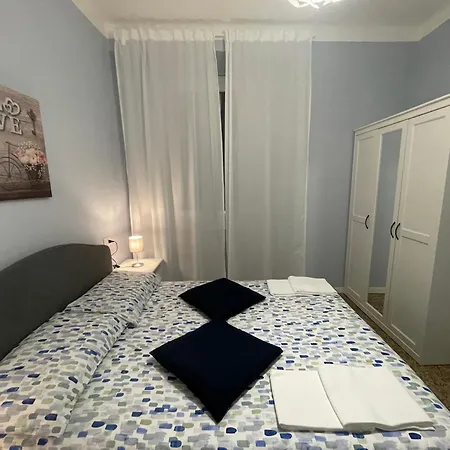 Lovenest - Old Town - Price Near The Aquarium *