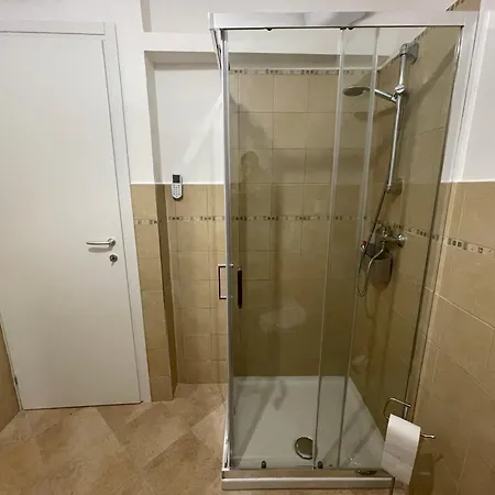 Apartment Lovenest - Old Town - Price Near The Aquarium Genua