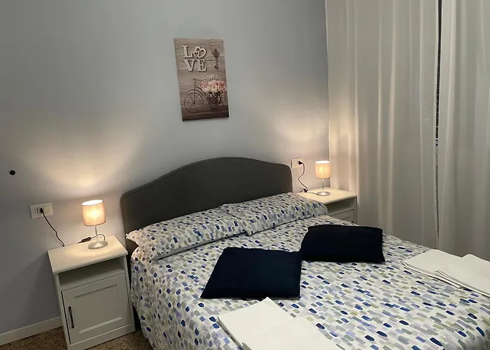 Lovenest - Old Town - Price Near The Aquarium Apartament