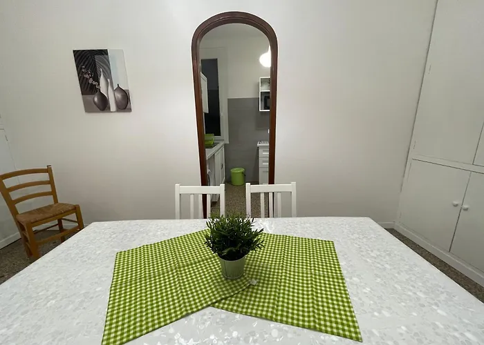 Apartman Lovenest - Old Town - Price Near The Aquarium *
