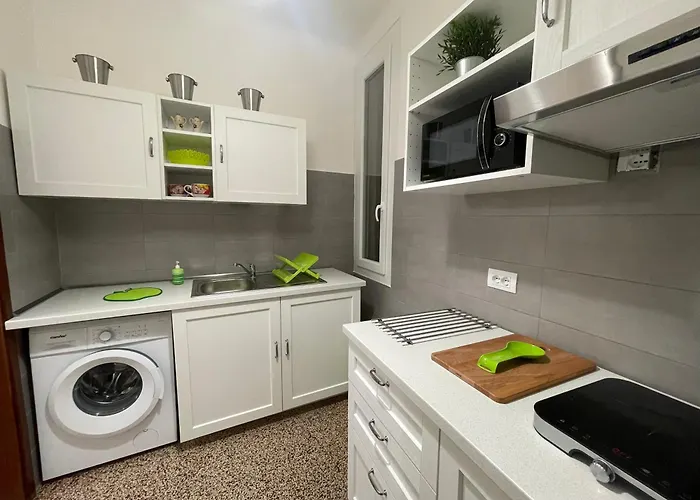 Lovenest - Old Town - Price Near The Aquarium *